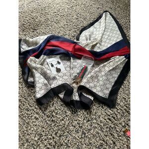 Bundle of 5  beautiful items,a scarf,￼ necklace and earring set keychain, and ￼w